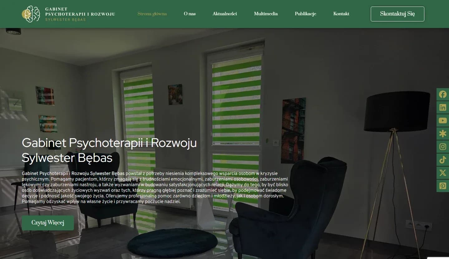 Gabinet Sylwestra Bębasa — strona z fotografią wnętrza gabinetu — zrzut strony